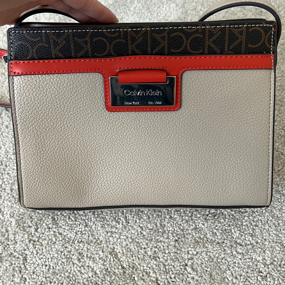 Calvin Klein crossbody